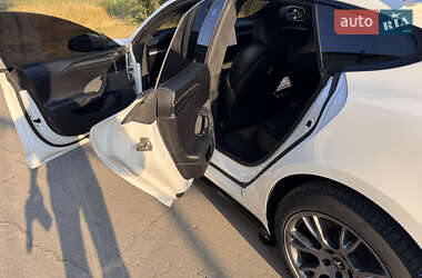 Лифтбек Tesla Model S 2021 в 