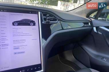 Ліфтбек Tesla Model S 2016 в 