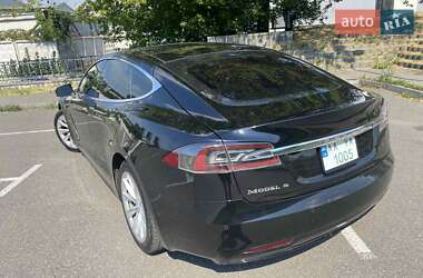 Ліфтбек Tesla Model S 2016 в 
