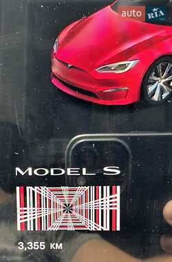 Ліфтбек Tesla Model S 2024 в 