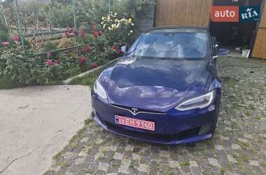 Лифтбек Tesla Model S 2016 в Киеве
