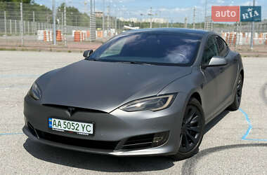 Ліфтбек Tesla Model S 2018 в 
