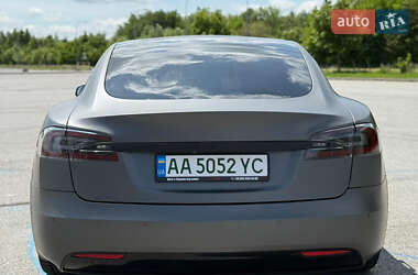 Ліфтбек Tesla Model S 2018 в 