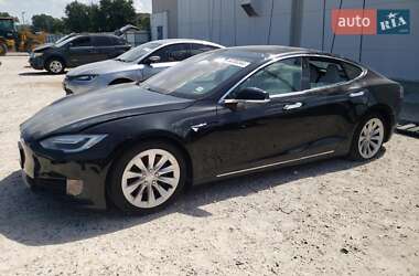 Tesla Model S 2017
