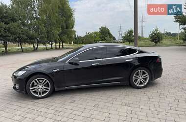 Лифтбек Tesla Model S 2014 в Львове