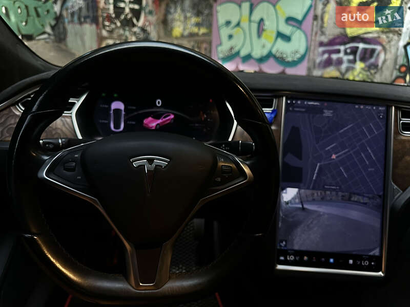 Лифтбек Tesla Model S 2017 в Одессе фото 30 Лифтбек Tesla Model S 2017 в Одессе
