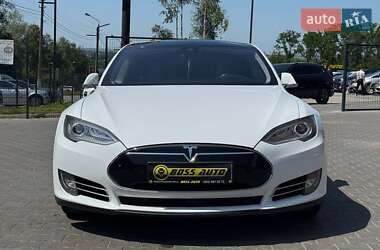 Лифтбек Tesla Model S 2015 в 