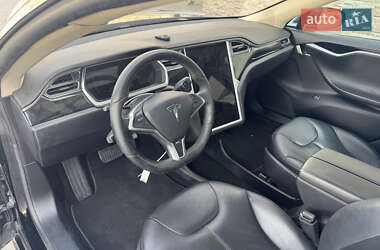 Лифтбек Tesla Model S 2014 в 