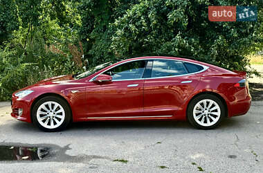 Ліфтбек Tesla Model S 2017 в 