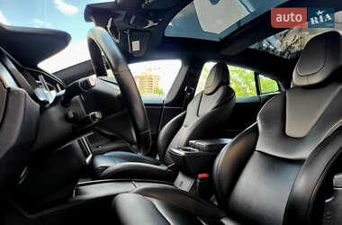 Ліфтбек Tesla Model S 2018 в 