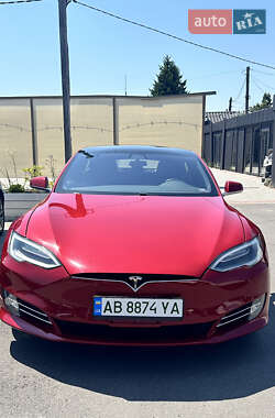 Лифтбек Tesla Model S 2018 в 