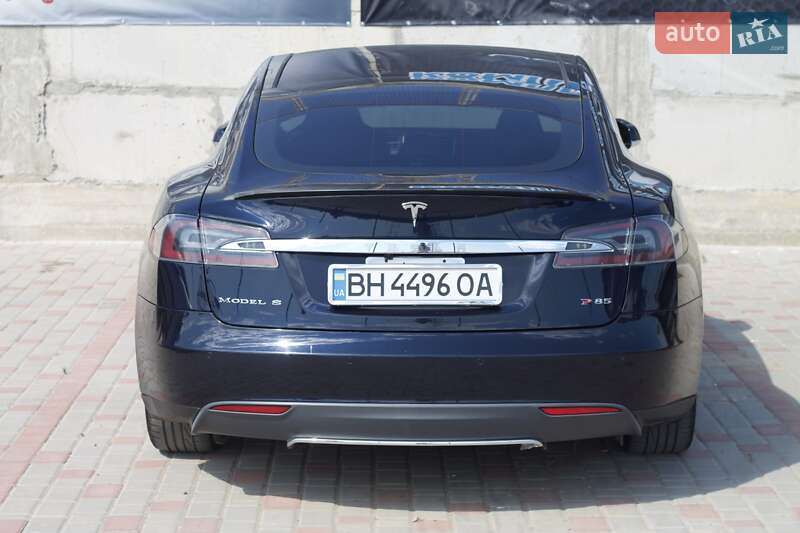 Хетчбек Tesla Model S 2014 в Одесі