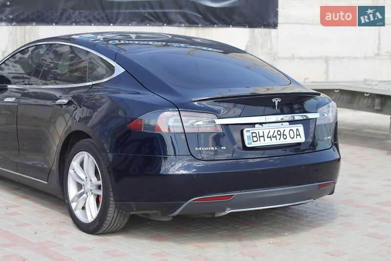 Хетчбек Tesla Model S 2014 в Одесі