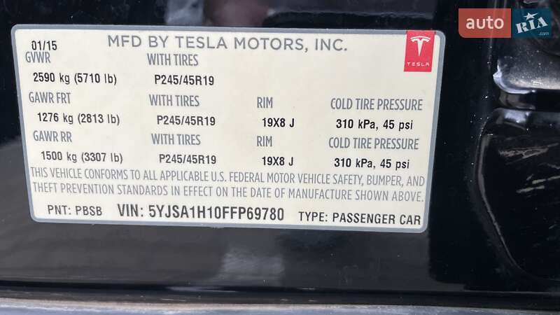 Лифтбек Tesla Model S 2015 в Хмельницком