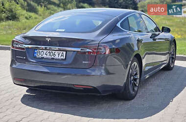 Лифтбек Tesla Model S 2018 в 