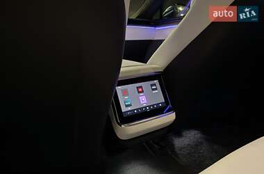 Лифтбек Tesla Model S 2022 в 
