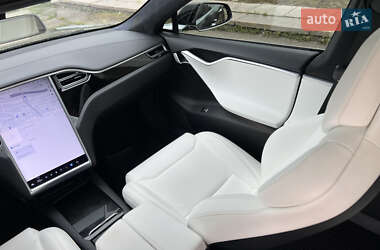 Ліфтбек Tesla Model S 2017 в 