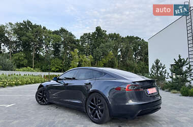 Лифтбек Tesla Model S 2021 в 
