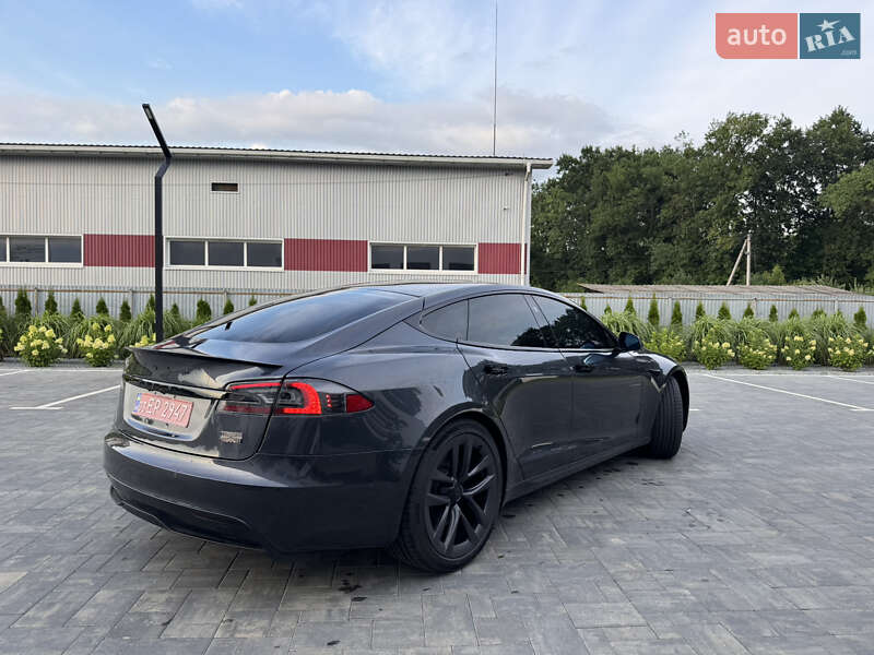 Ліфтбек Tesla Model S 2021 в Луцьку