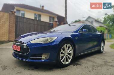 Лифтбек Tesla Model S 2016 в 
