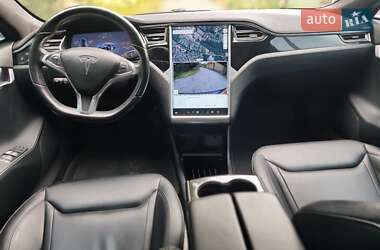 Лифтбек Tesla Model S 2016 в 