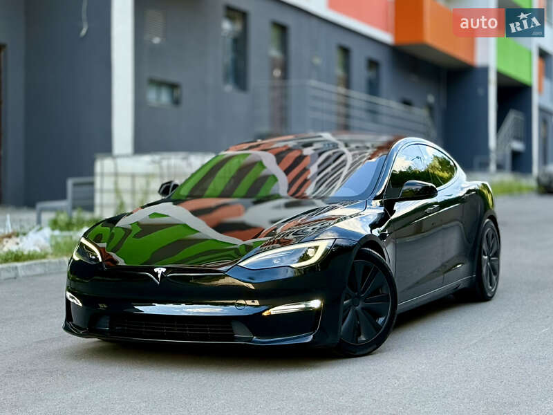 Лифтбек Tesla Model S 2023 в 