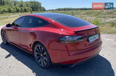 Лифтбек Tesla Model S 2014 в 