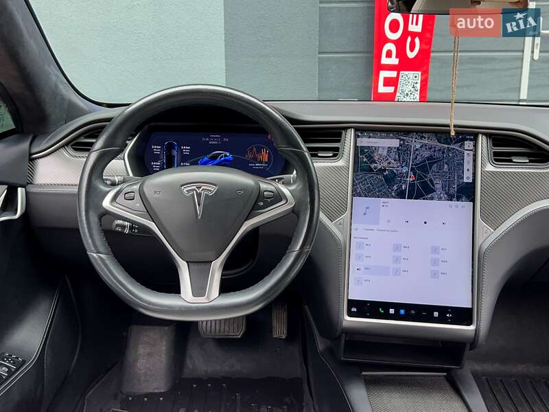 Лифтбек Tesla Model S 2018 в Киеве