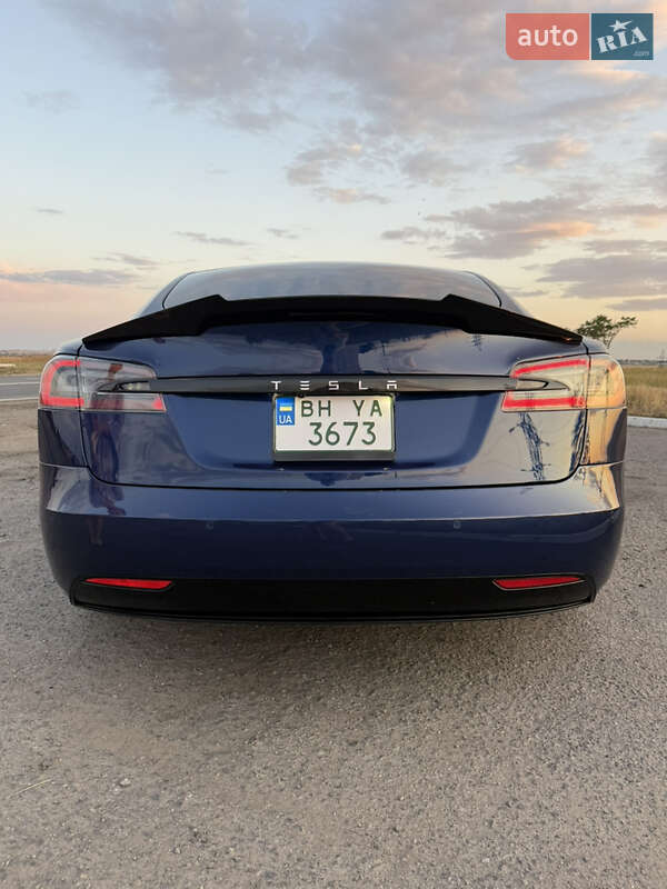 Лифтбек Tesla Model S 2018 в Одессе