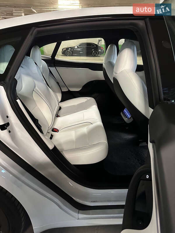 Ліфтбек Tesla Model S 2023 в Житомирі фото 12 Ліфтбек Tesla Model S 2023 в Житомирі
