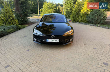 Ліфтбек Tesla Model S 2018 в 