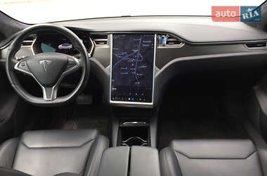 Лифтбек Tesla Model S 2018 в 