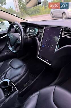 Ліфтбек Tesla Model S 2014 в 