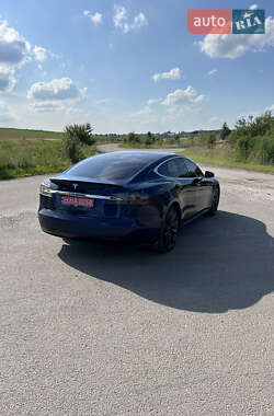 Лифтбек Tesla Model S 2016 в 