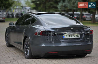 Ліфтбек Tesla Model S 2018 в Чернівцях