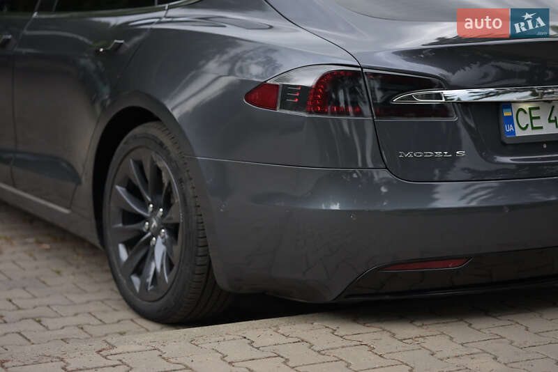 Лифтбек Tesla Model S 2018 в Черновцах фото 11 Лифтбек Tesla Model S 2018 в Черновцах
