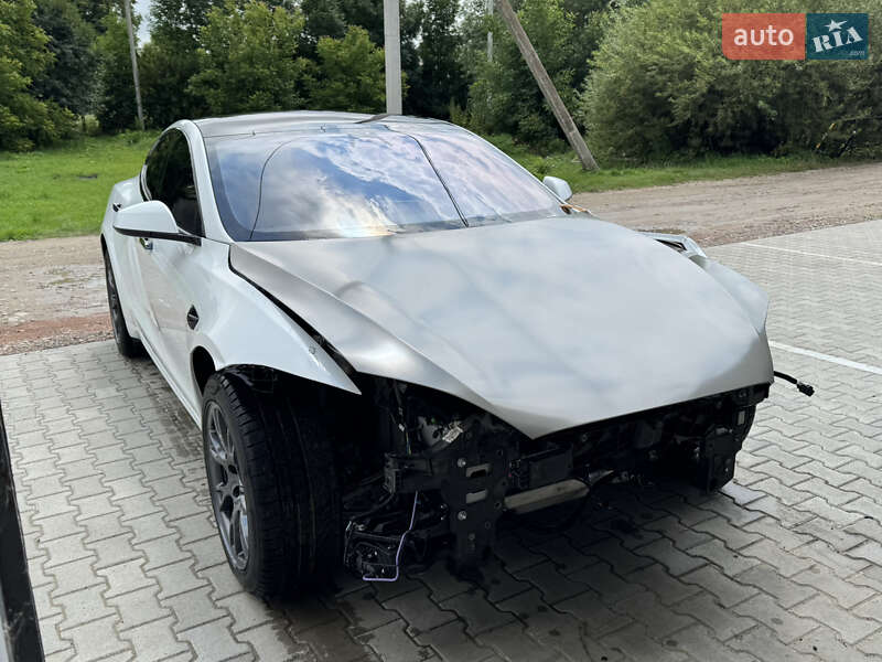 Лифтбек Tesla Model S 2024 в Рогатине