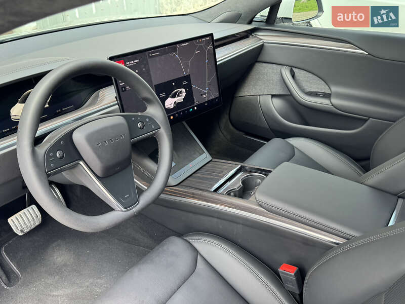 Лифтбек Tesla Model S 2024 в Рогатине