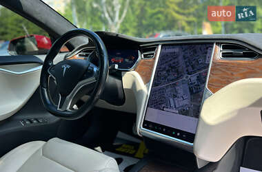 Ліфтбек Tesla Model S 2016 в 