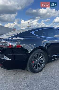Лифтбек Tesla Model S 2018 в 