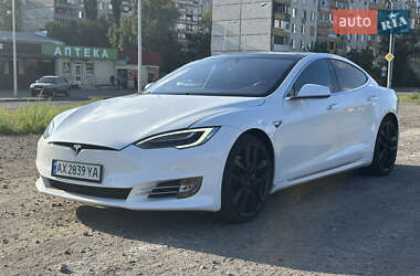 Ліфтбек Tesla Model S 2018 в Харкові