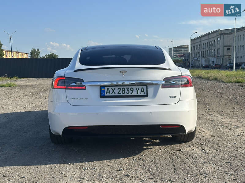 Лифтбек Tesla Model S 2018 в Харькове