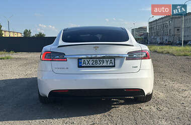 Лифтбек Tesla Model S 2018 в 
