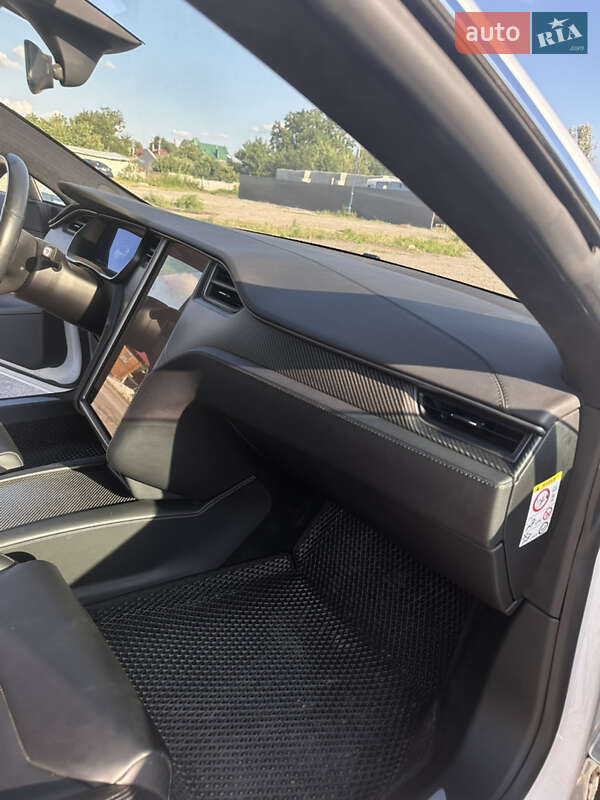 Лифтбек Tesla Model S 2018 в Харькове
