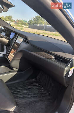 Лифтбек Tesla Model S 2018 в 