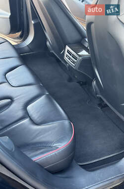 Лифтбек Tesla Model S 2014 в 