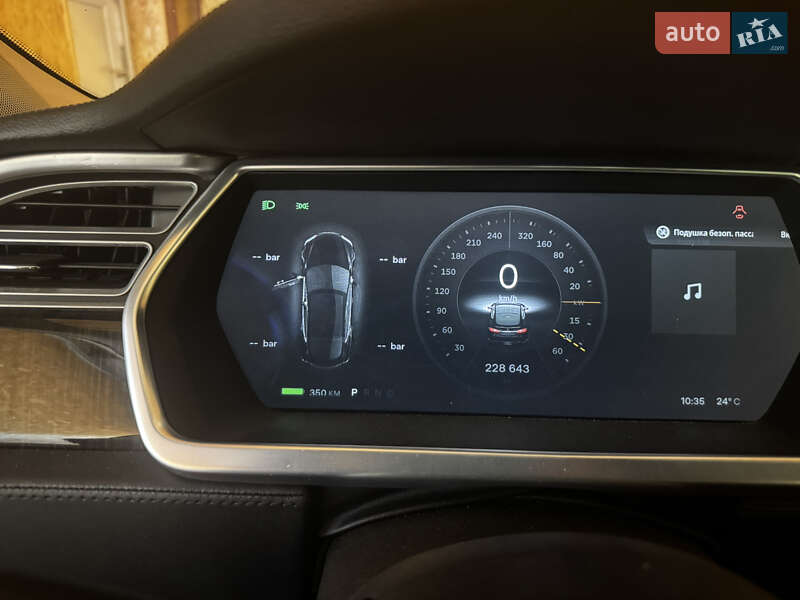 Ліфтбек Tesla Model S 2014 в Сарнах фото 40 Ліфтбек Tesla Model S 2014 в Сарнах