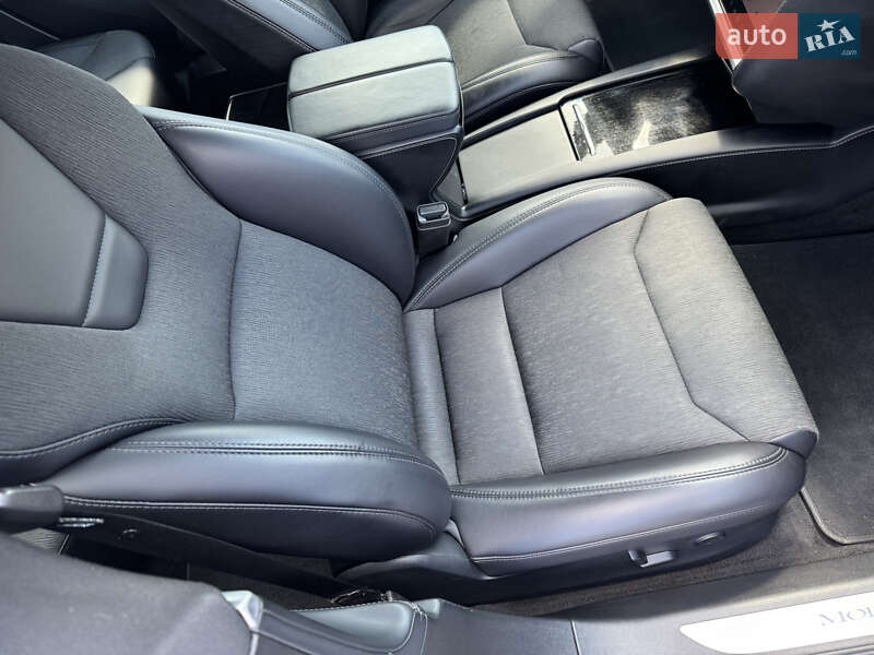 Лифтбек Tesla Model S 2017 в Белой Церкви фото 23 Лифтбек Tesla Model S 2017 в Белой Церкви