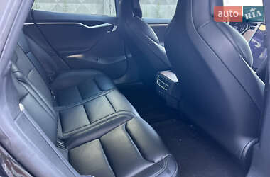 Лифтбек Tesla Model S 2017 в 