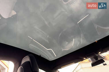 Лифтбек Tesla Model S 2017 в 